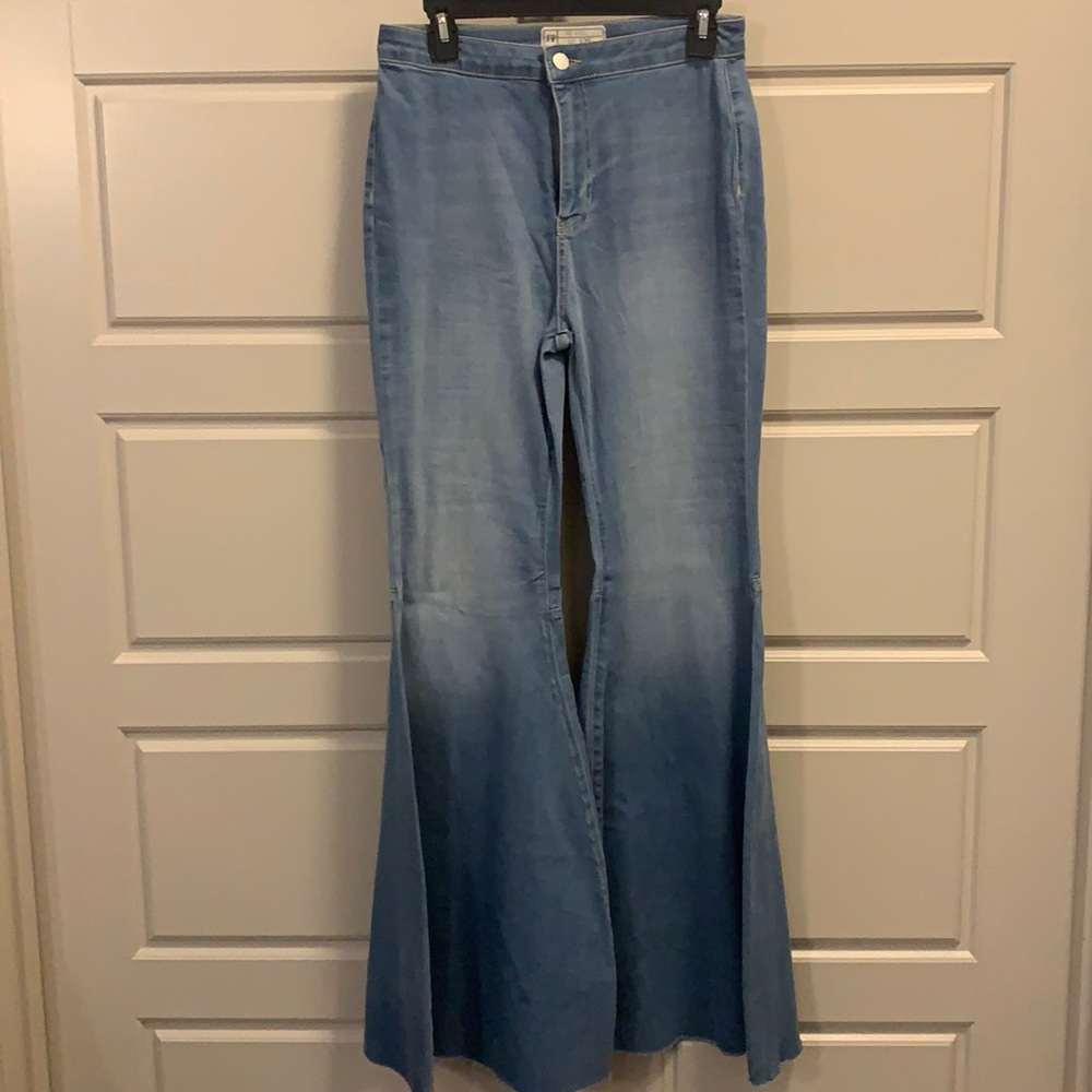 Free People Bell Bottom Jeans!